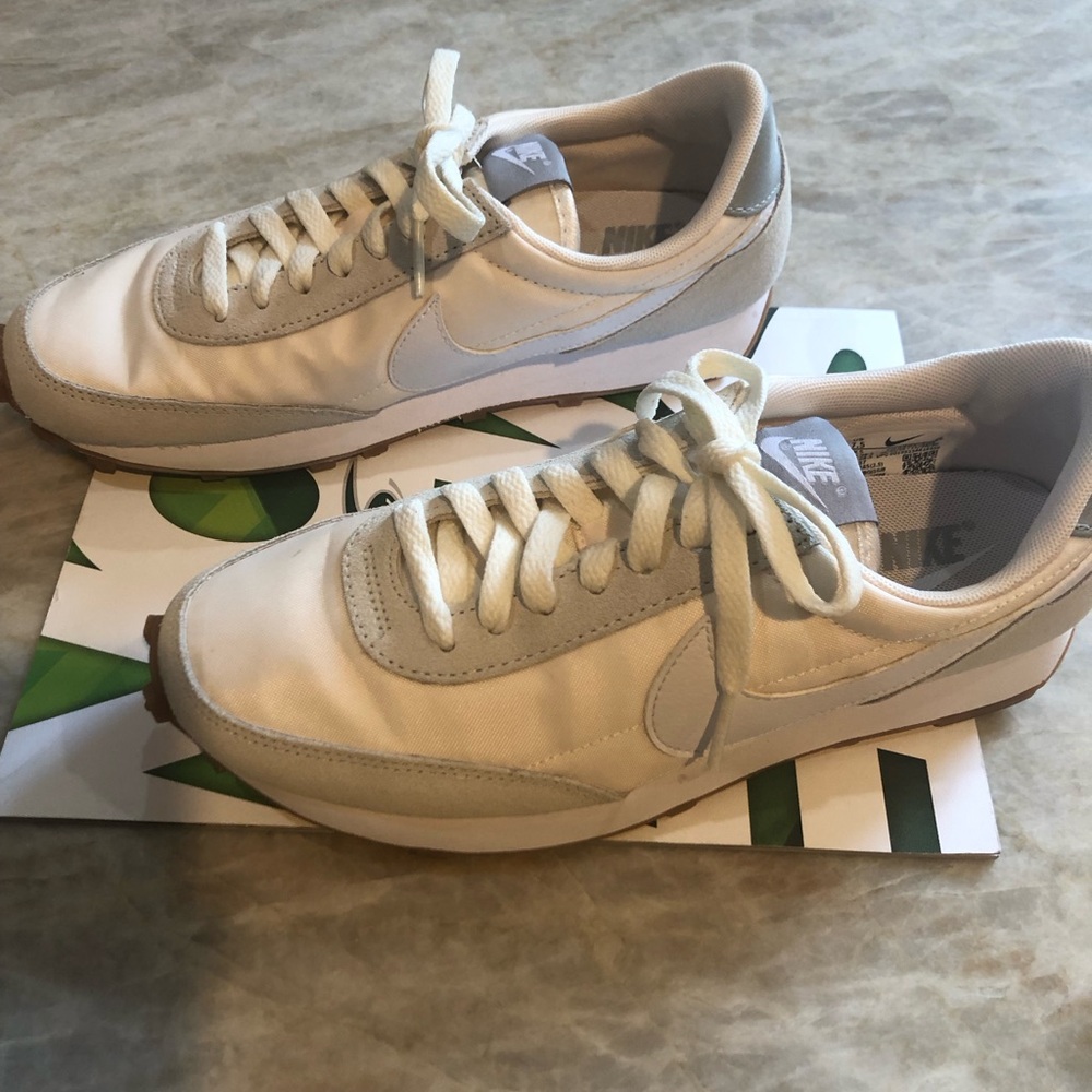 Nike woman’s Daybreak sneakers. Cream/White. Brand new. Never worn. Size 7.5